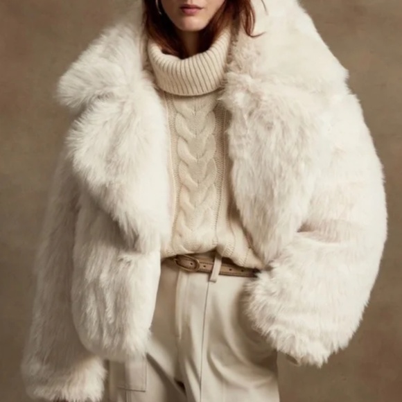 Banana Republic Jackets & Blazers - Banana Republic Reversible Faux Fur Coat Soft and Cozy XS-S
